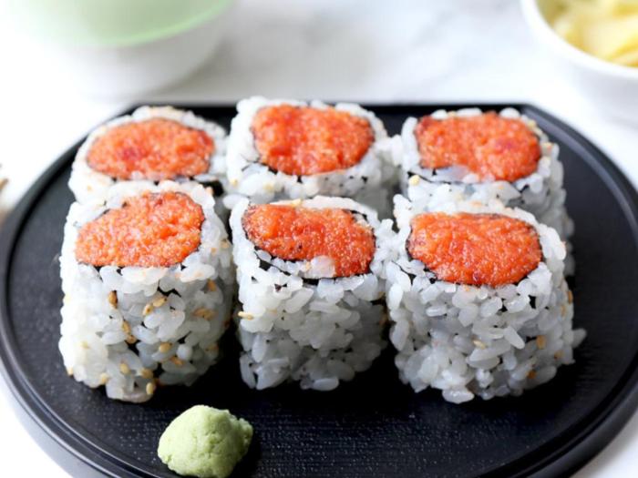 Nutrition facts for spicy tuna roll